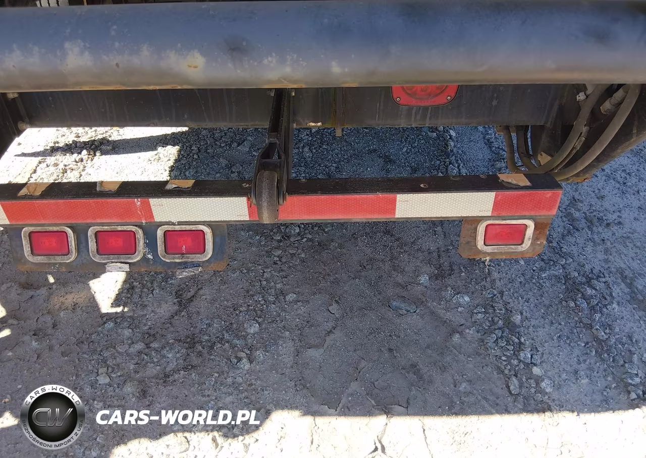 2016 Ford F-650 Diesel VIN:1FDNF6EC8GDA06962 - 12