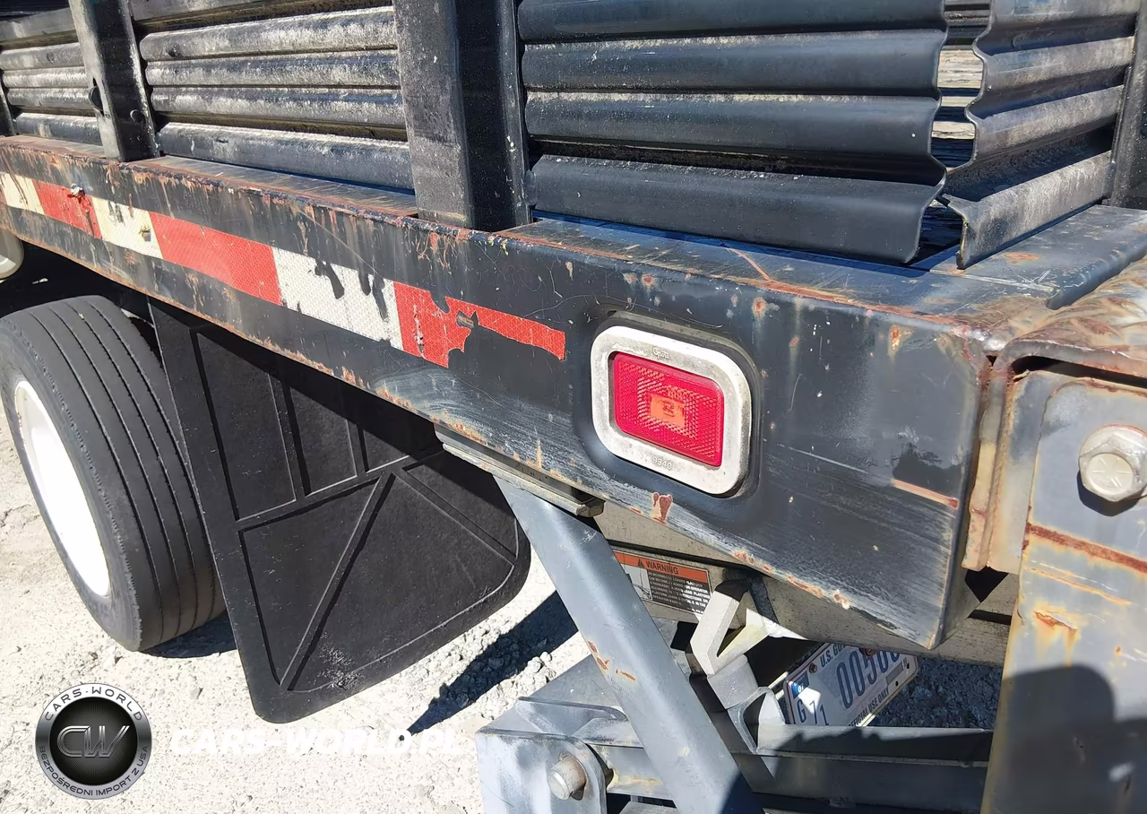 2016 Ford F-650 Diesel VIN:1FDNF6EC8GDA06962 - 13