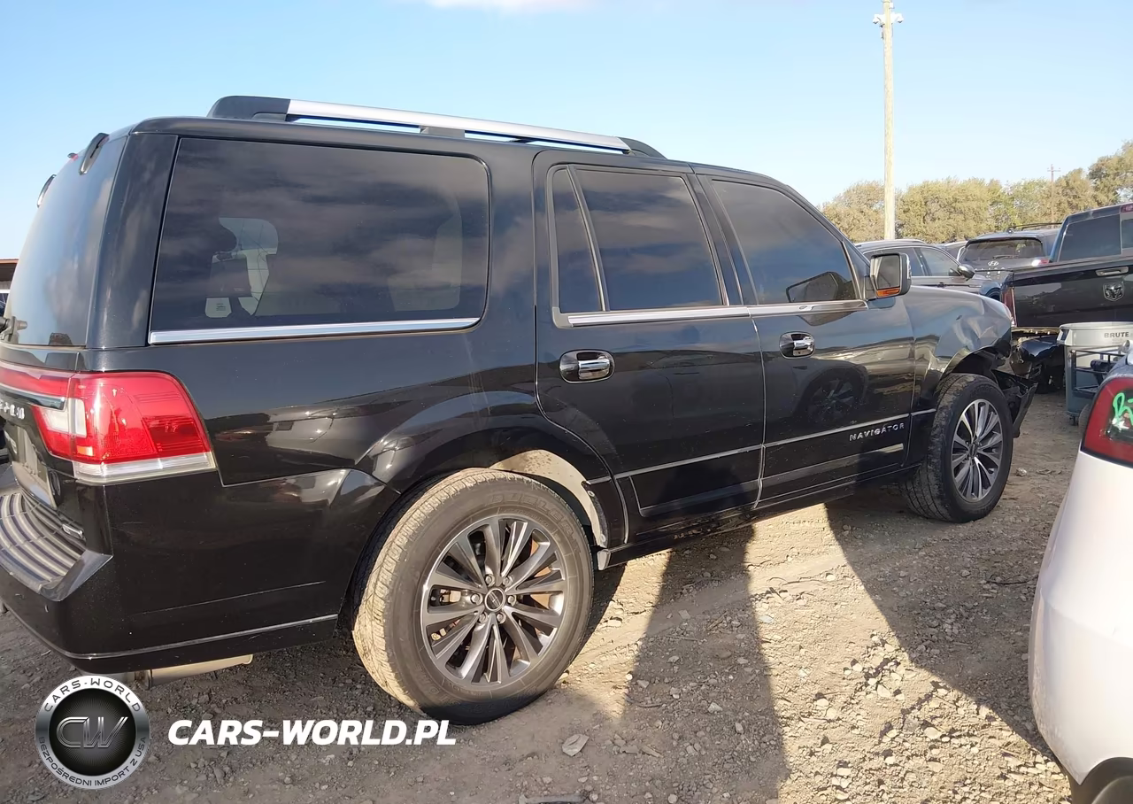 2015 Lincoln Navigator VIN:5LMJJ2HT8FEJ12447 - 13