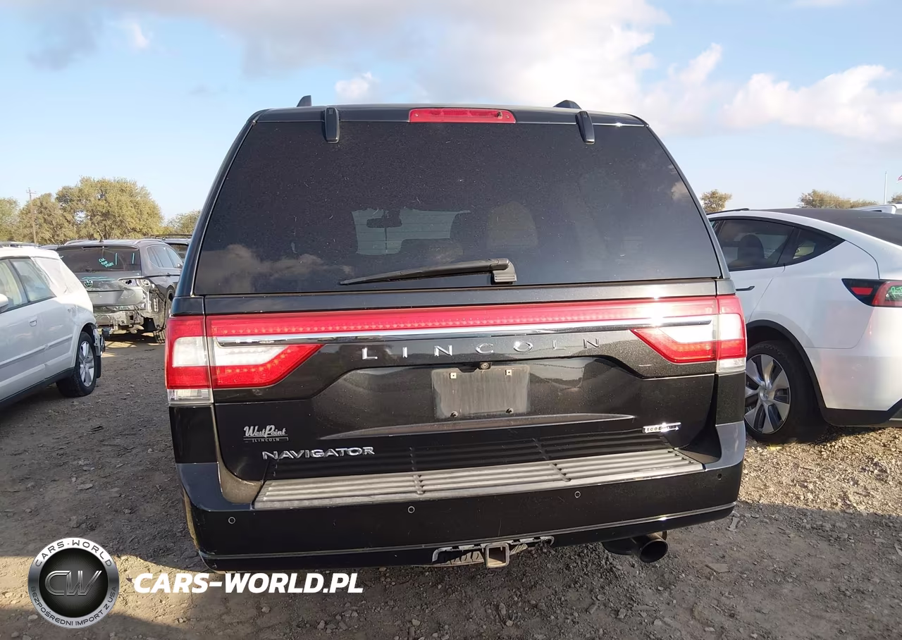 2015 Lincoln Navigator VIN:5LMJJ2HT8FEJ12447 - 16