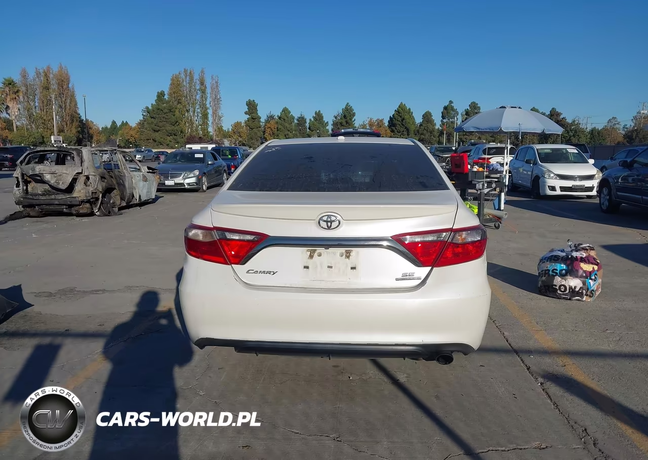2016 Toyota Camry Se VIN:4T1BF1FKXGU189535 - 16