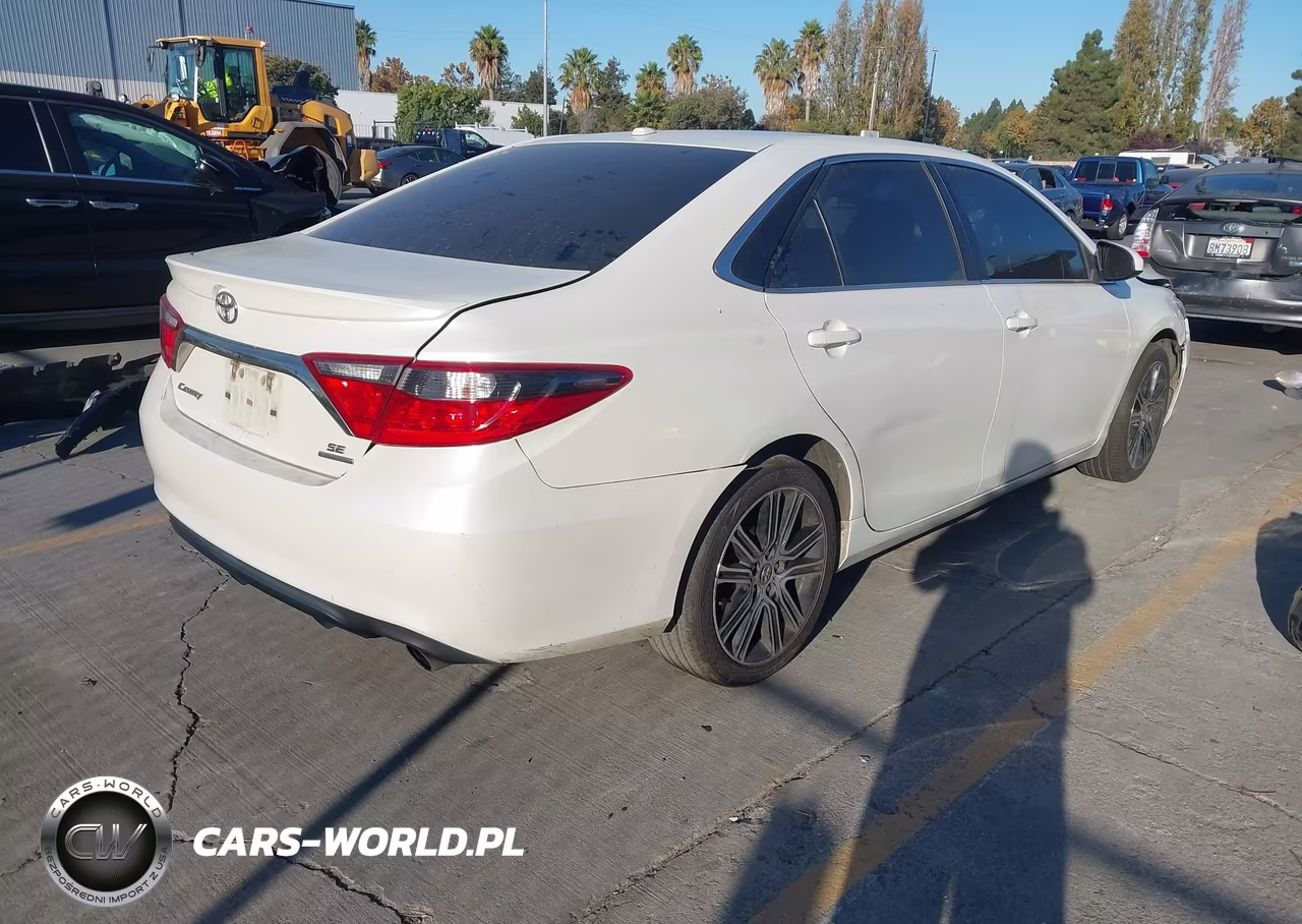 2016 Toyota Camry Se VIN:4T1BF1FKXGU189535 - 4
