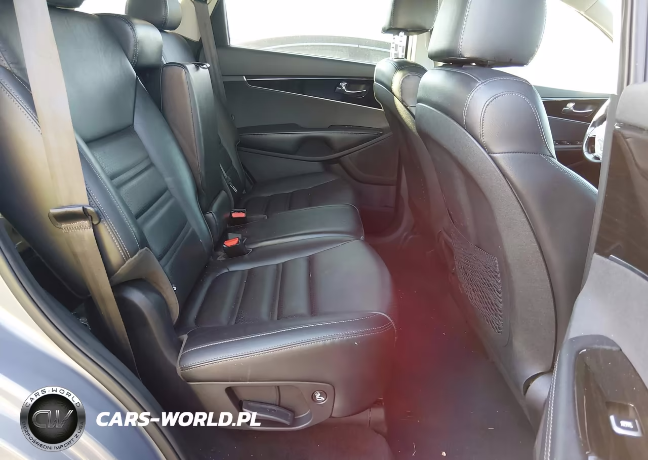 2020 Kia Sorento 3.3L Ex VIN:5XYPHDA57LG706311 - 8