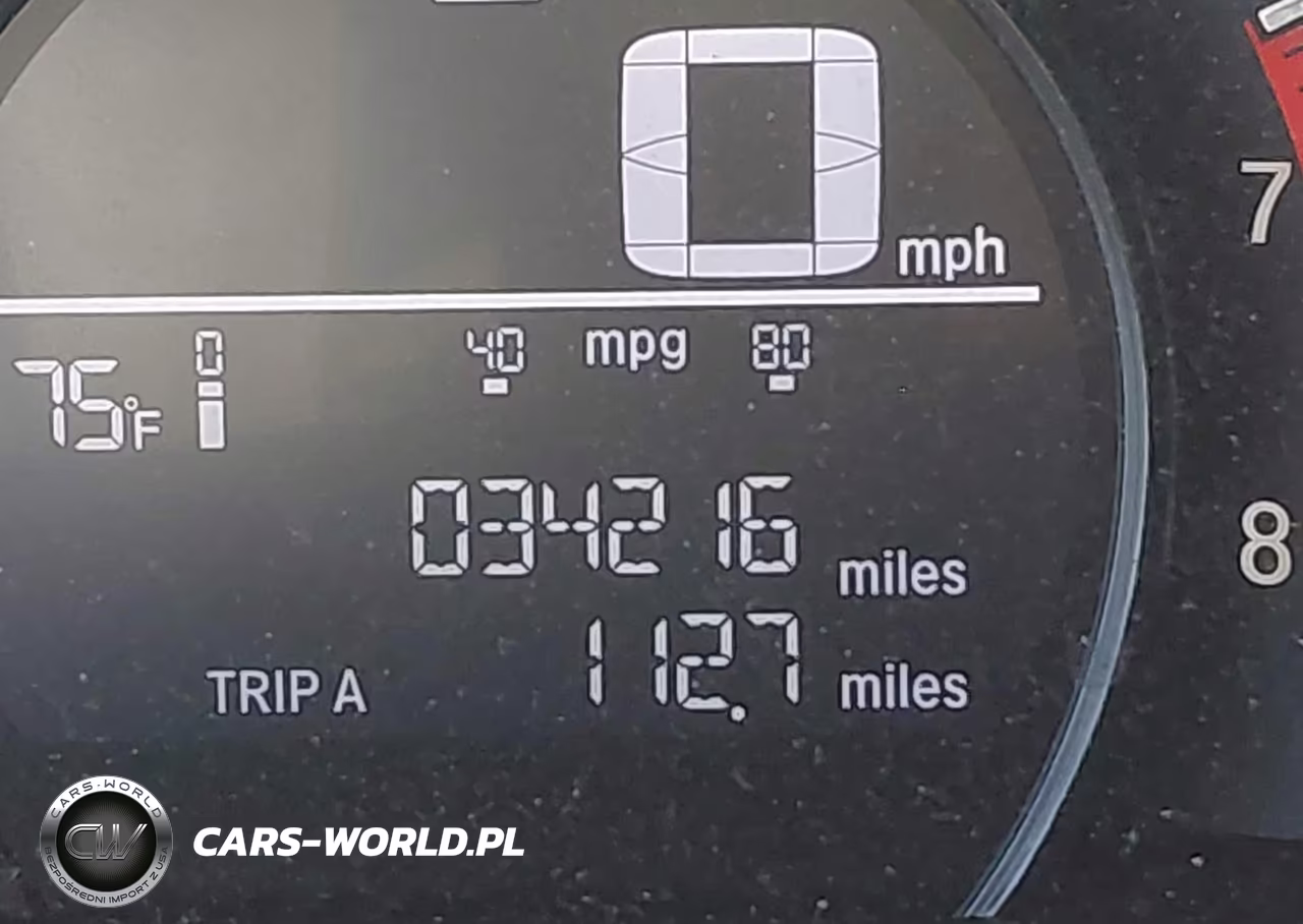 2018 Honda Civic Sport VIN:SHHFK7H41JU211391 - 16