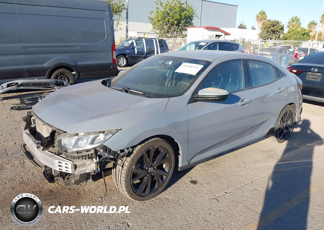 2018 Honda Civic Sport VIN:SHHFK7H41JU211391 - 2