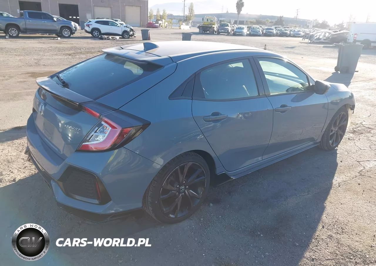 2018 Honda Civic Sport VIN:SHHFK7H41JU211391 - 4