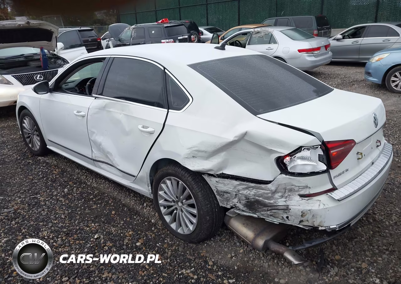 2017 Volkswagen Passat 1.8T Se VIN:1VWBT7A33HC000972 - 3