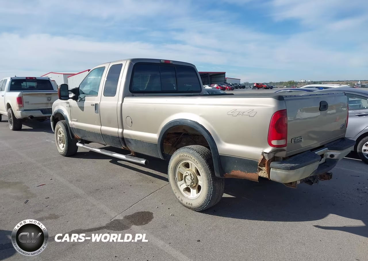 2005 Ford F-350 Lariat-Xl-Xlt VIN:1FTWX31P75EC32981 - 3
