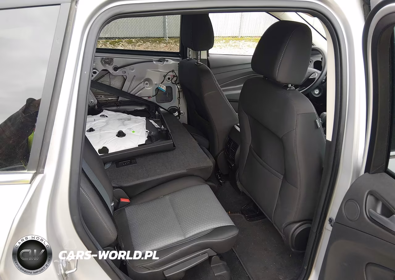 2017 Ford Escape Se VIN:1FMCU9GD8HUA16591 - 8