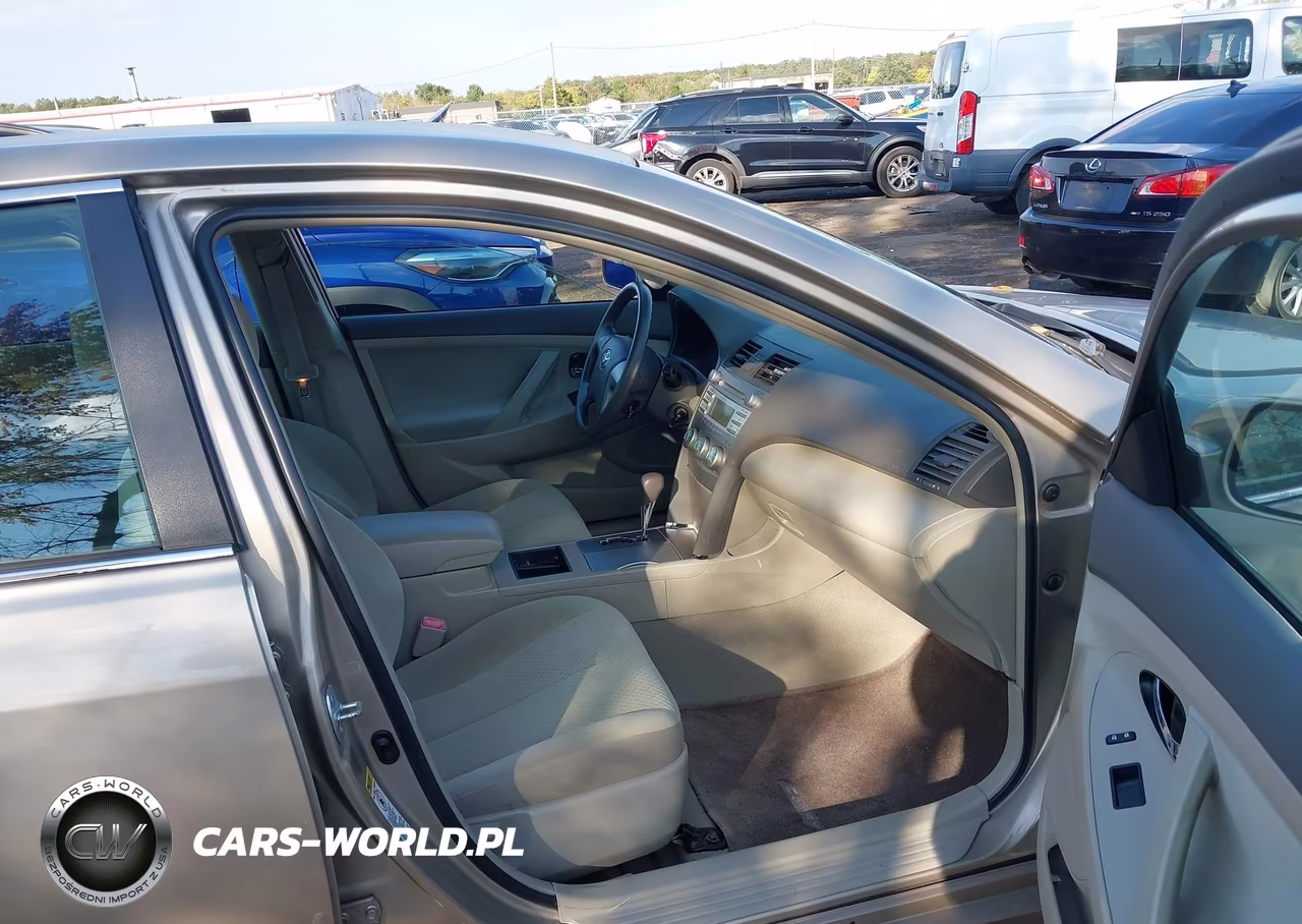 2009 Toyota Camry Le VIN:4T1BE46K09U915720 - 5