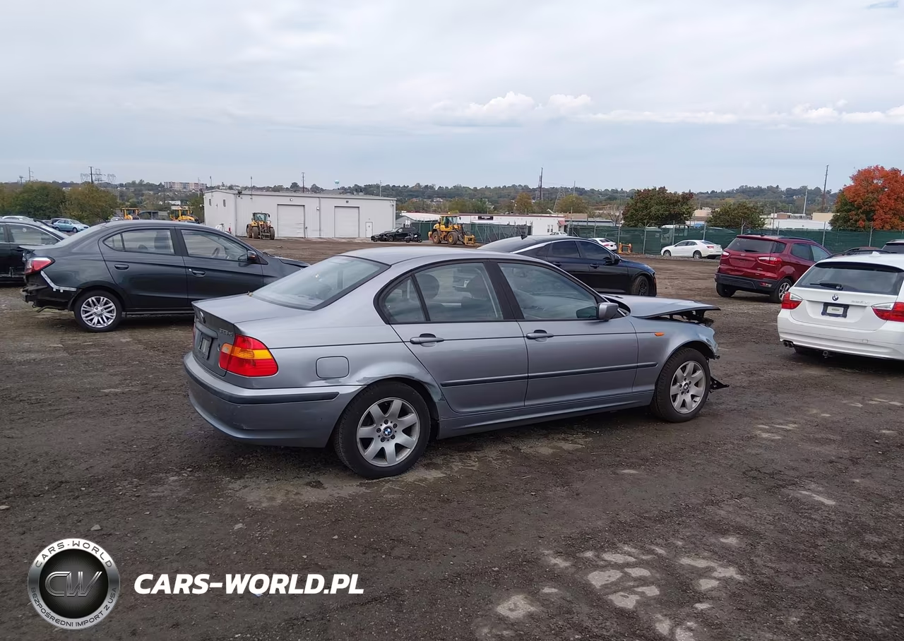 2004 BMW 325Xi VIN:WBAEU33404PF61600 - 4