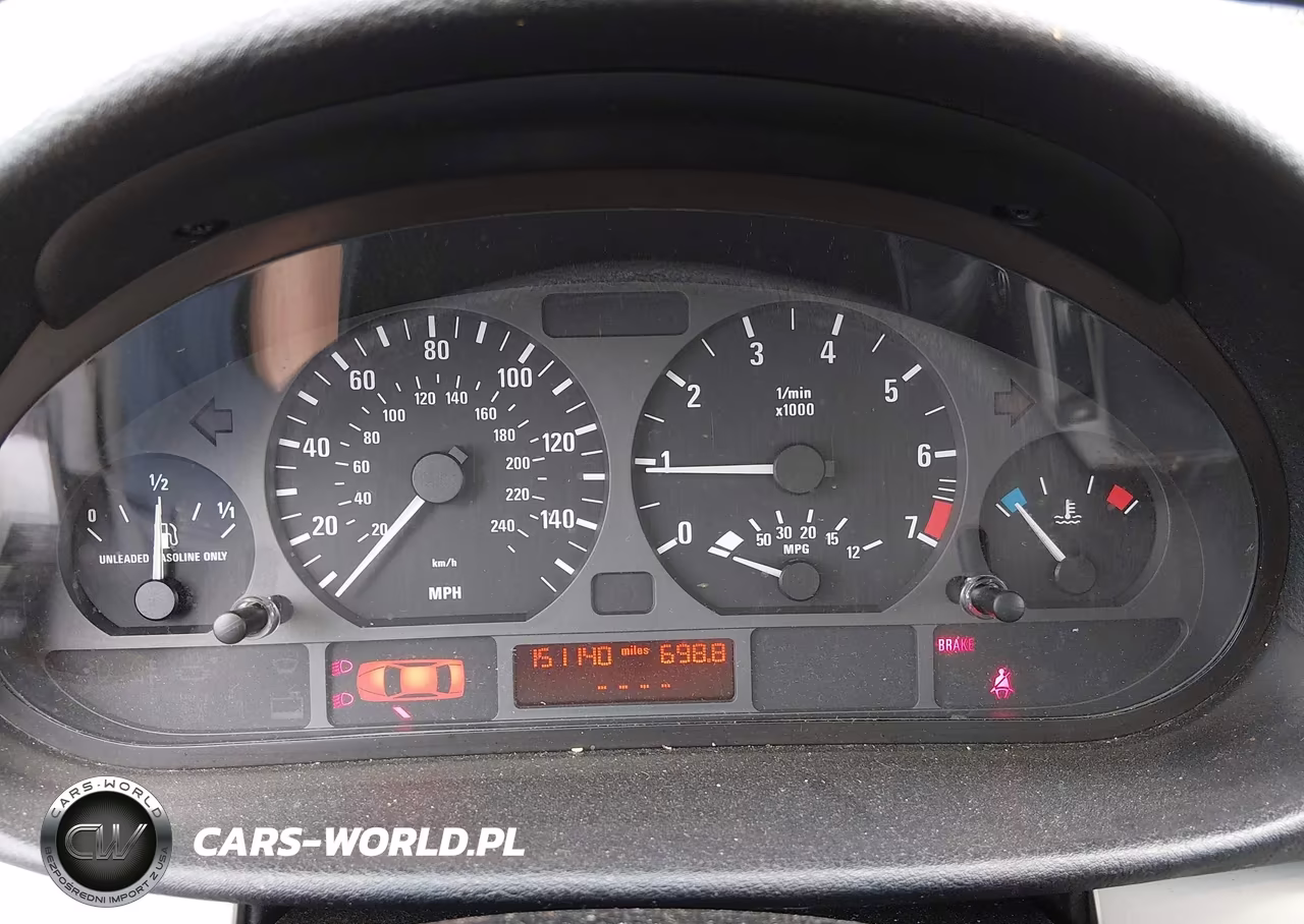 2004 BMW 325Xi VIN:WBAEU33404PF61600 - 7