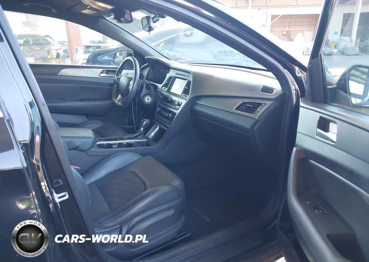 2017 Hyundai Sonata Sport 2.0T VIN:5NPE34AB9HH568153 - 5