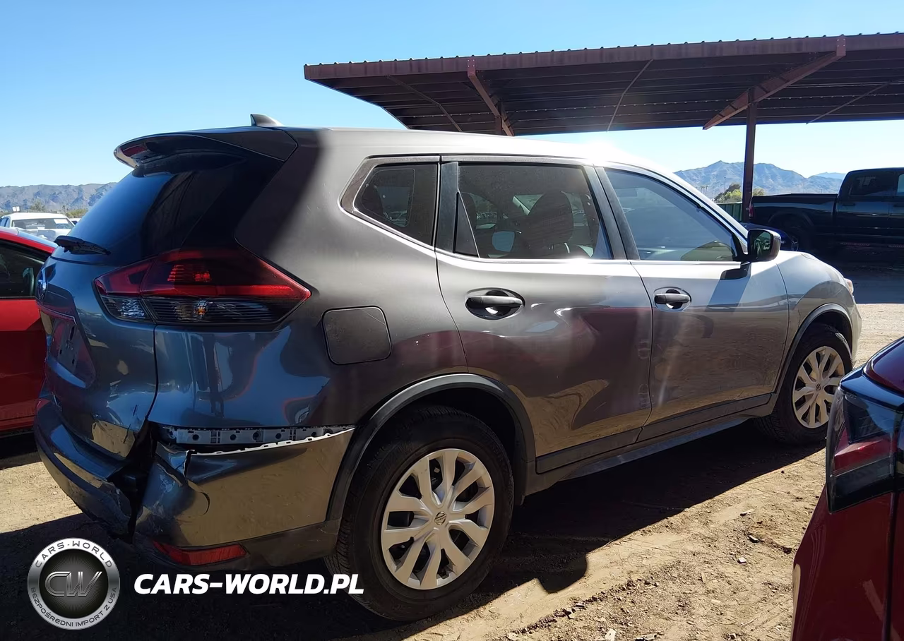 2018 Nissan Rogue S VIN:KNMAT2MT0JP622215 - 13