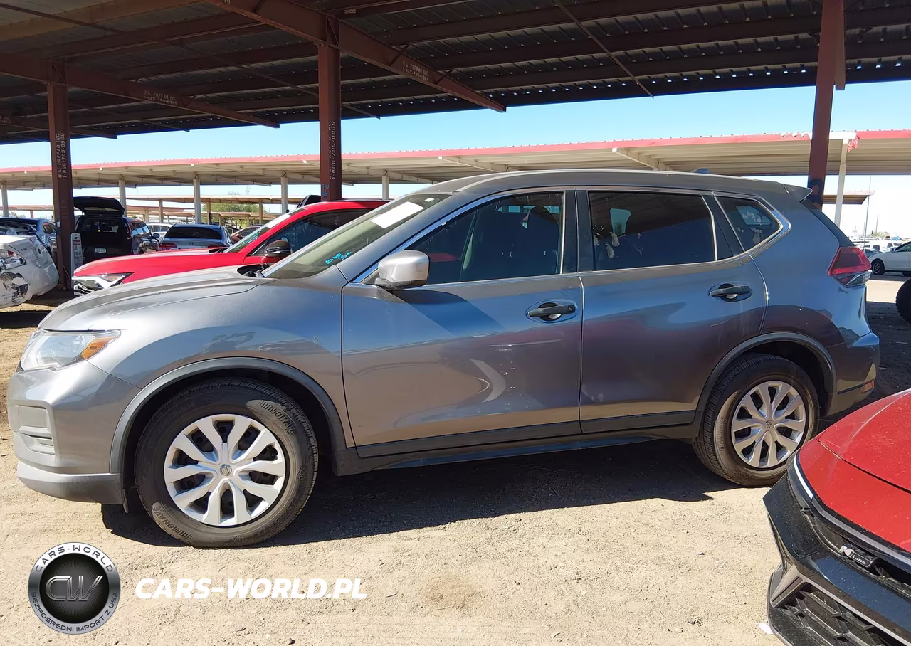 2018 Nissan Rogue S VIN:KNMAT2MT0JP622215 - 14