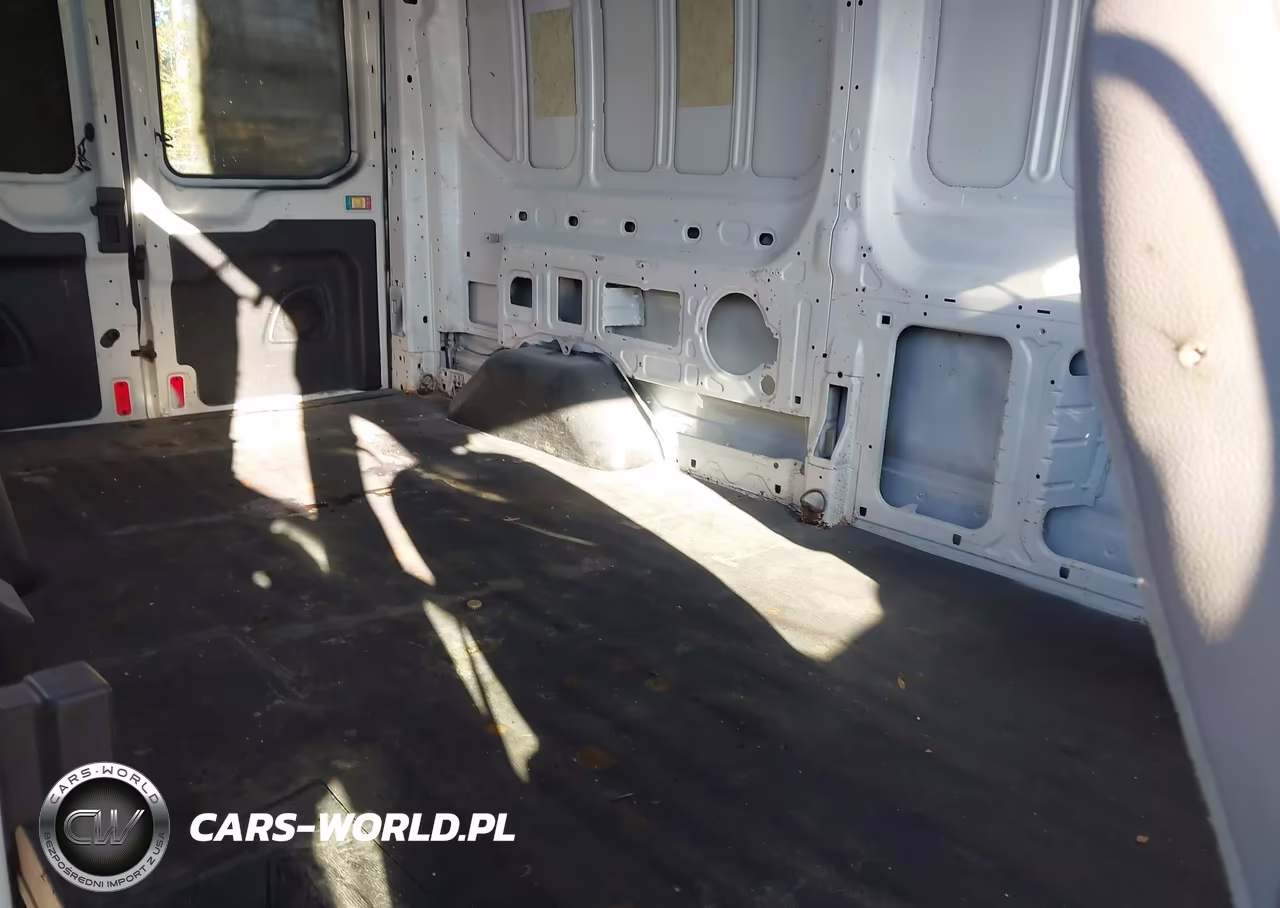 2018 Ford Transit-250 VIN:1FTYR2CG1JKA93985 - 8
