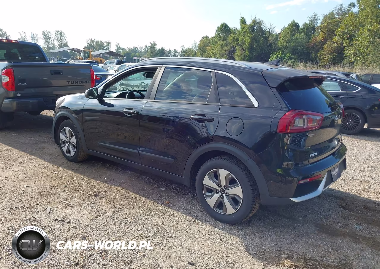 2019 Kia Niro Lx VIN:KNDCB3LC6K5356229 - 3