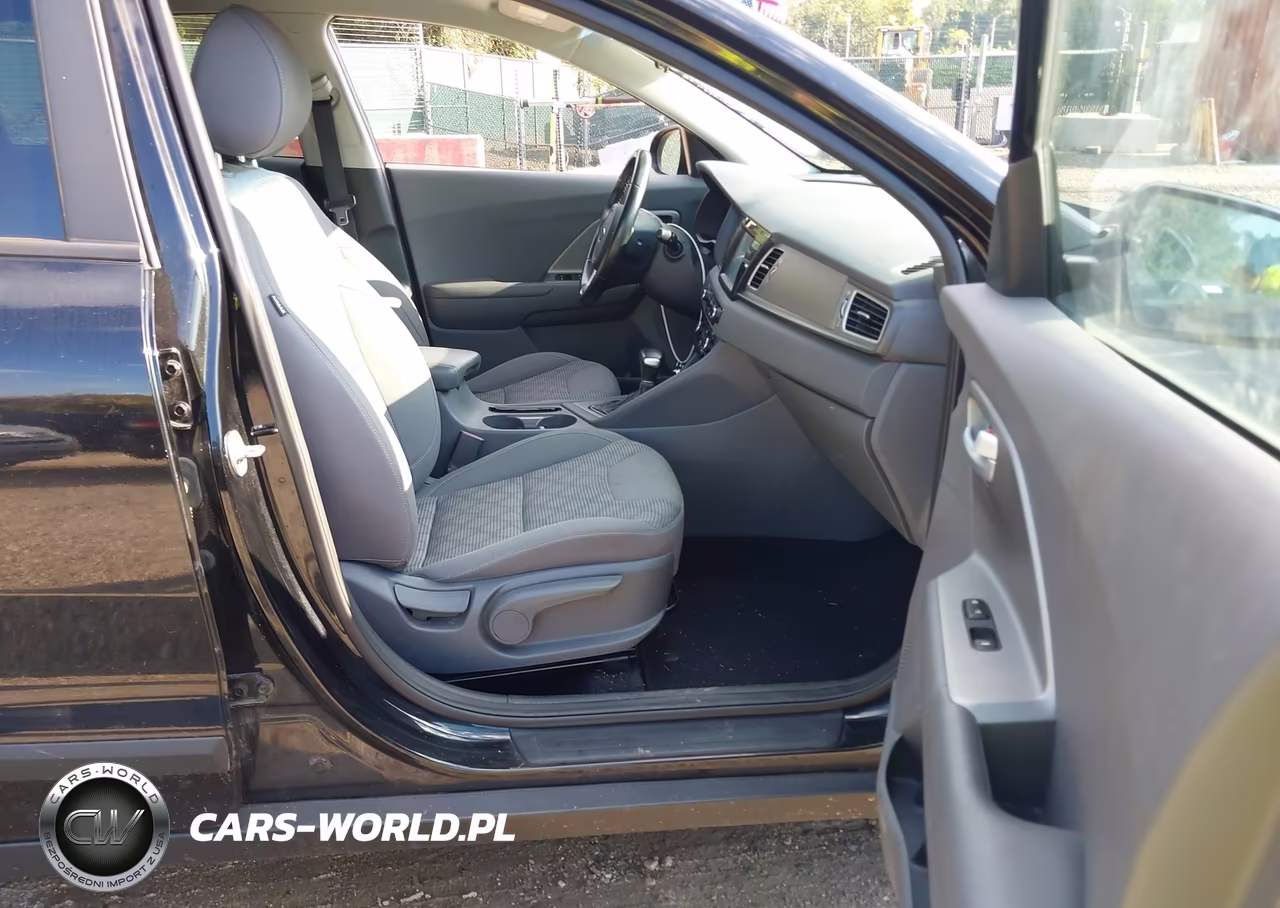 2019 Kia Niro Lx VIN:KNDCB3LC6K5356229 - 5