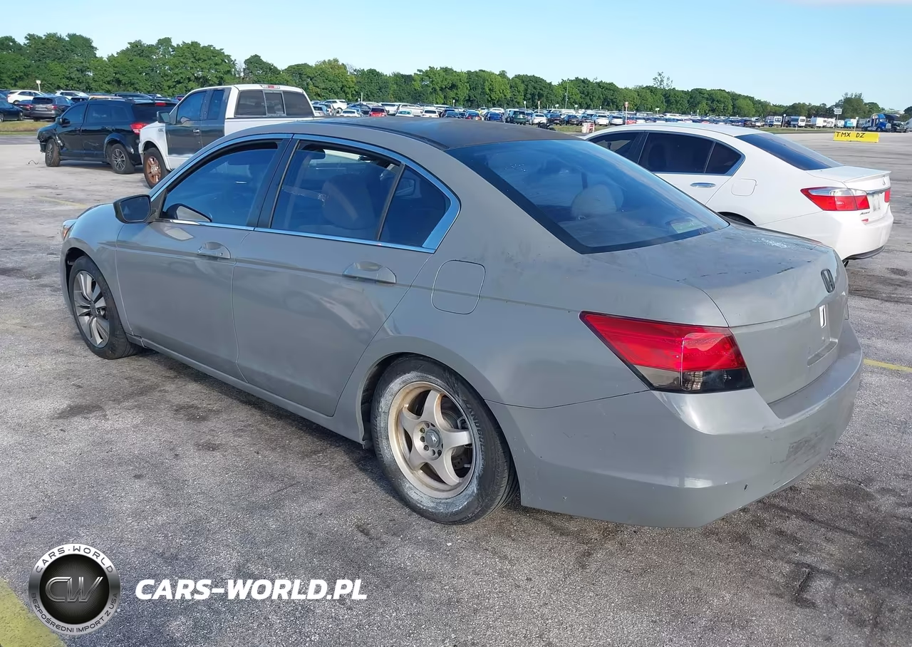 2010 HONDA ACCORD VIN:1HGCP2F32AA070330 - 3