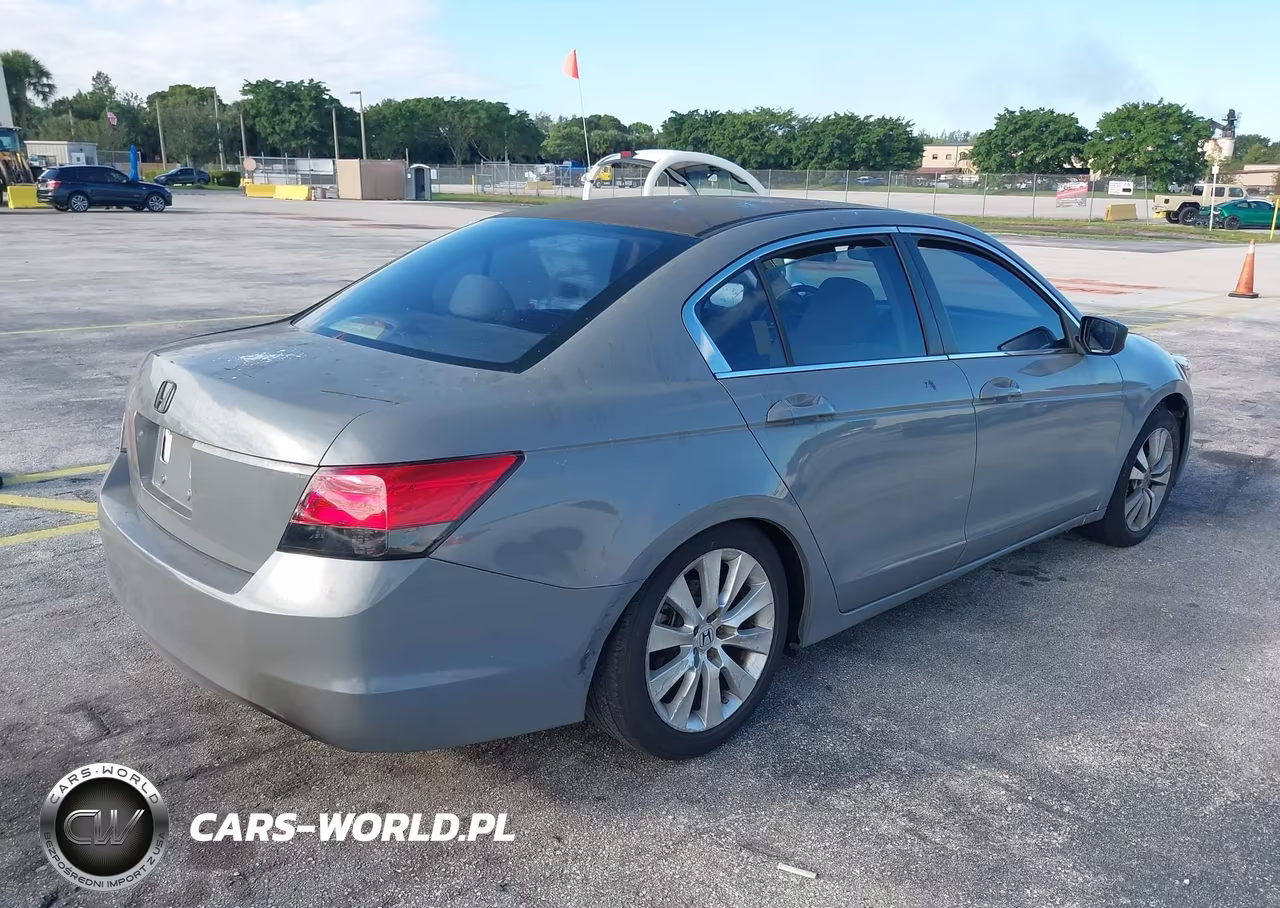 2010 HONDA ACCORD VIN:1HGCP2F32AA070330 - 4