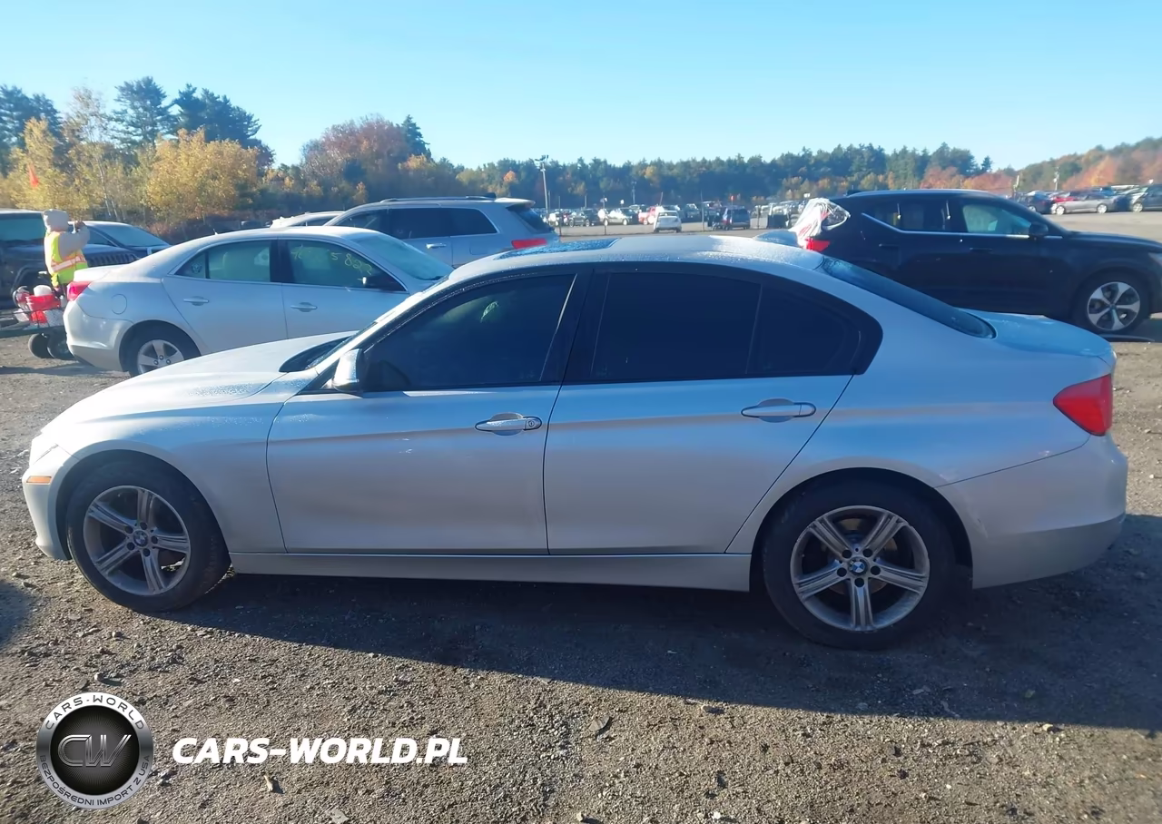 2015 BMW 328I xDrive VIN:WBA3B5G56FNS13193 - 14