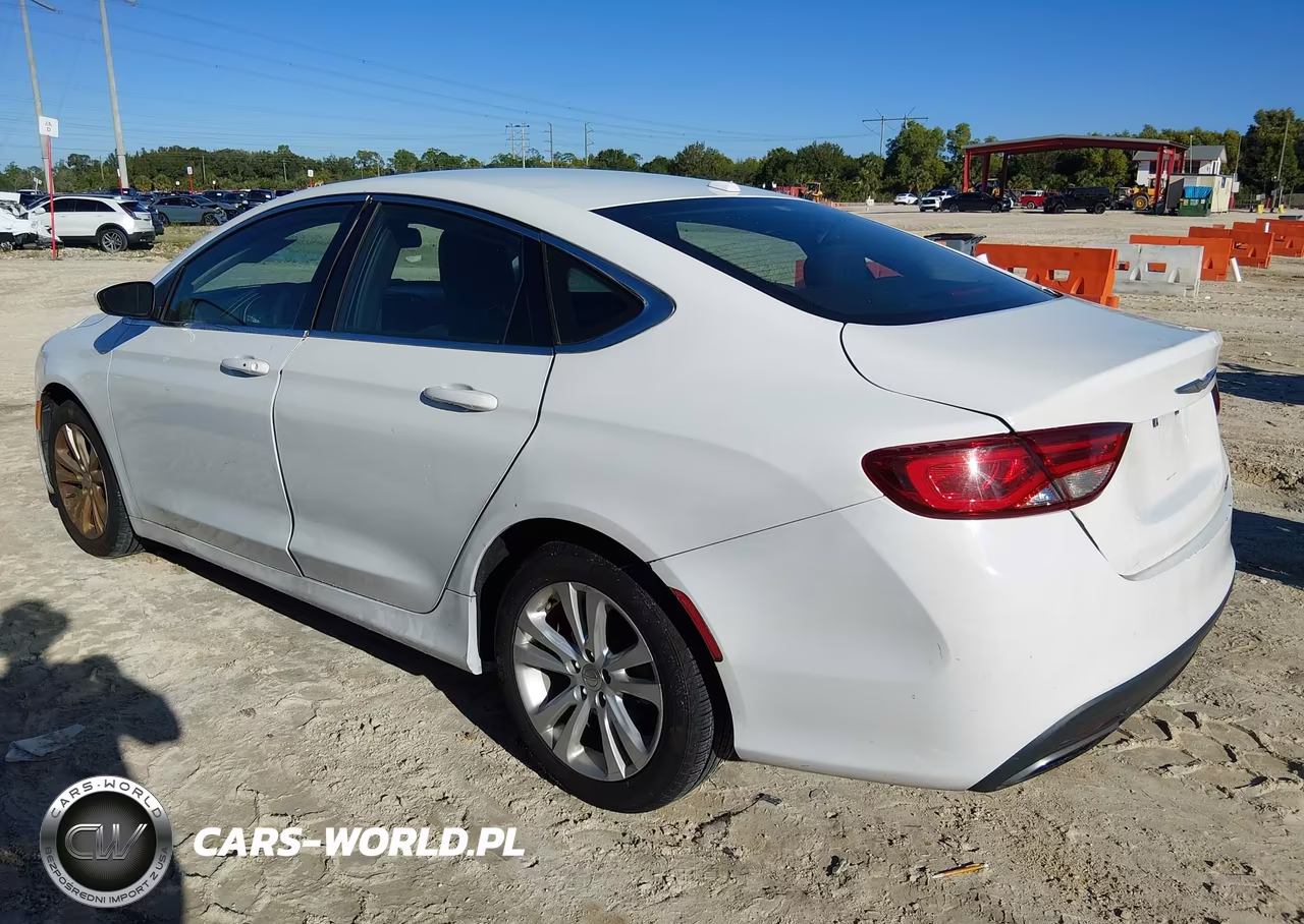 2015 Chrysler 200 Limited VIN:1C3CCCAB5FN629274 - 3