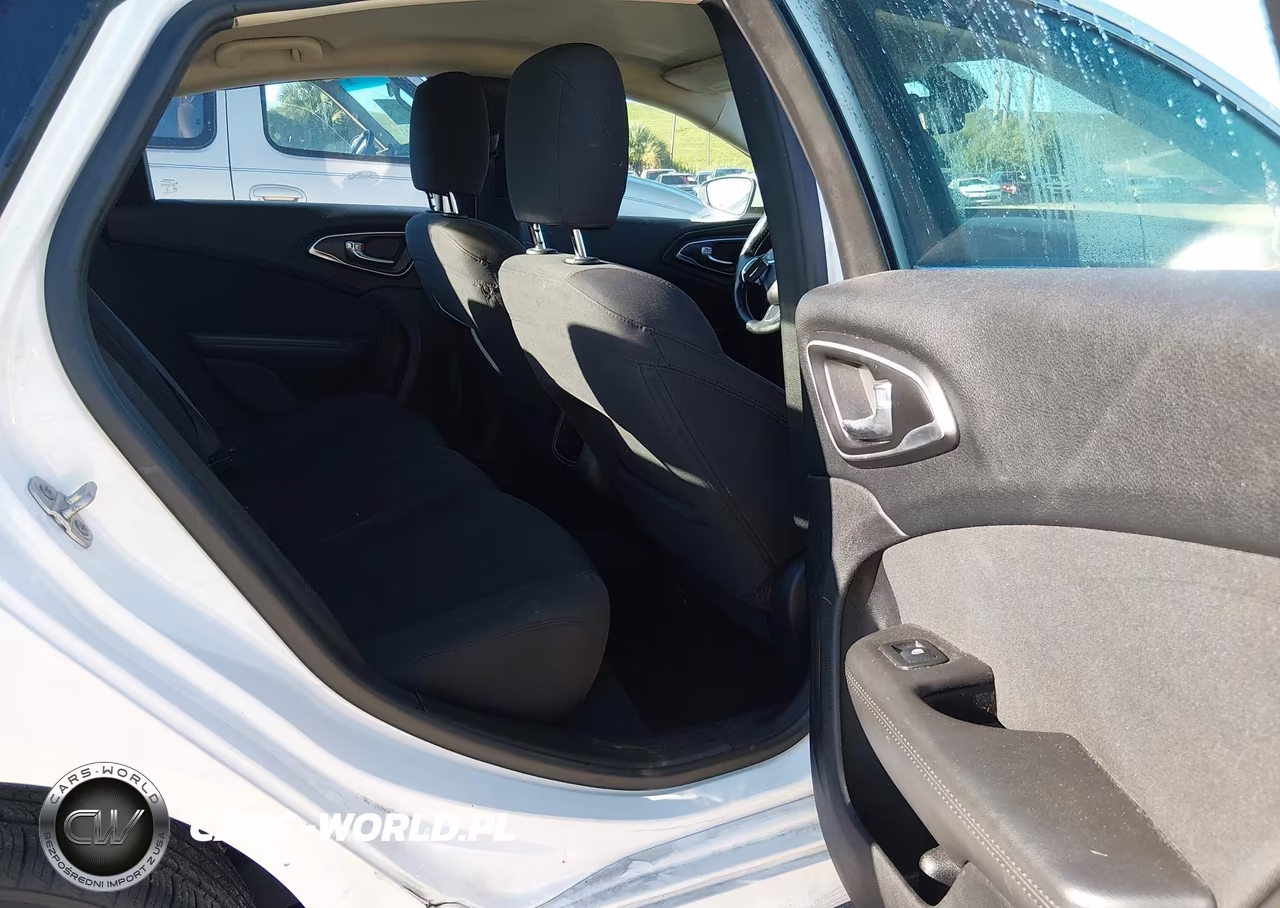 2015 Chrysler 200 Limited VIN:1C3CCCAB5FN629274 - 8