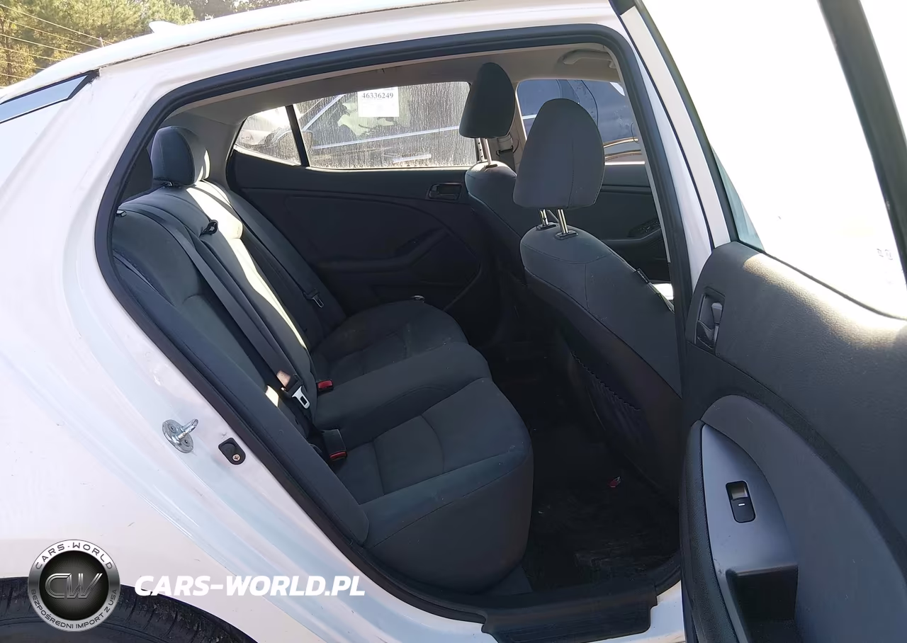 2015 Kia Optima Lx VIN:KNAGM4A77F5593578 - 8