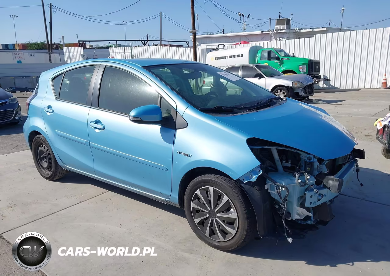 2015 Toyota Prius C Two