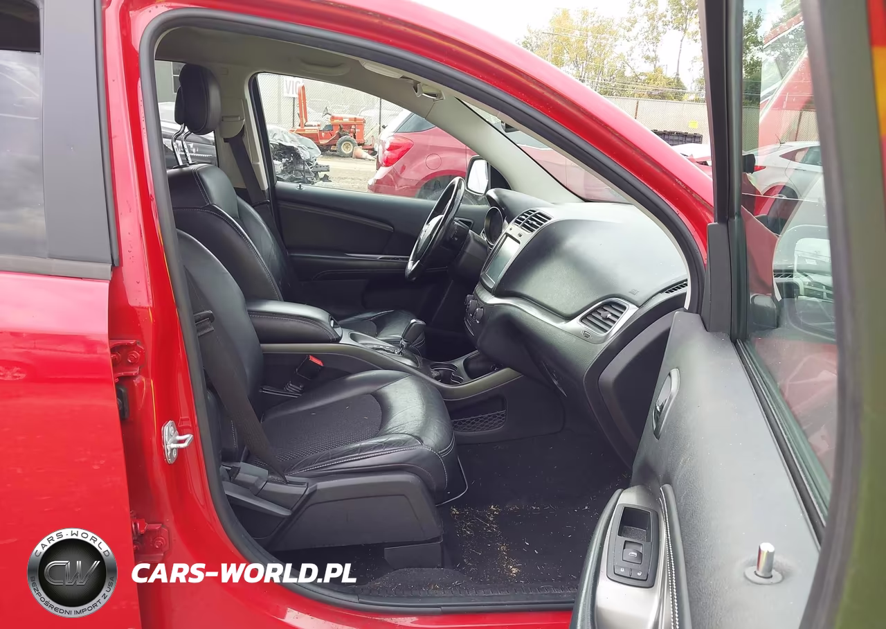 2014 Dodge Journey Crossroad VIN:3C4PDCGGXET289213 - 5