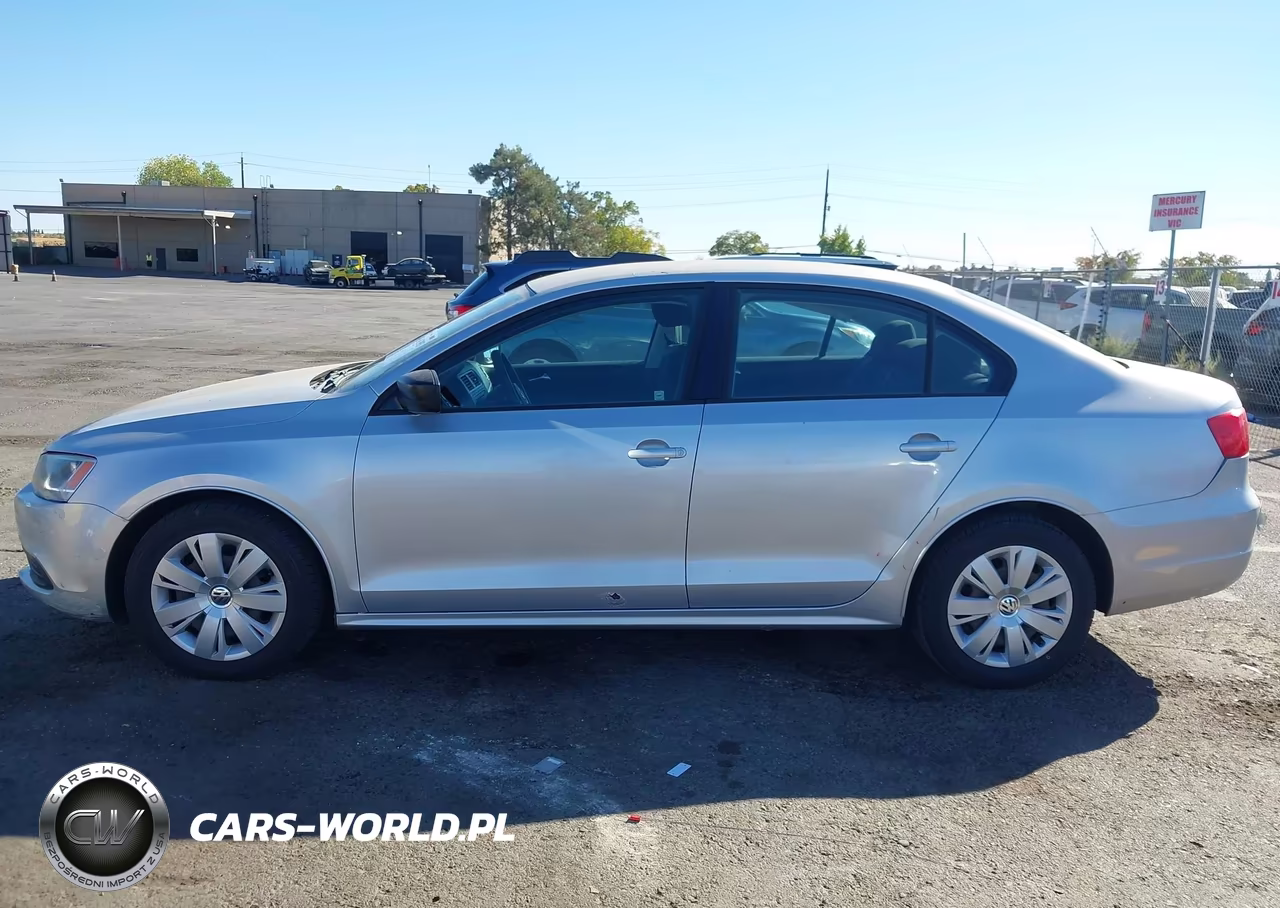 2012 Volkswagen Jetta 2.0L S VIN:3VW2K7AJ0CM323692 - 14
