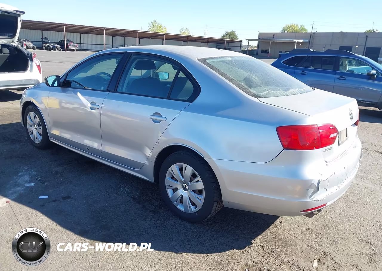 2012 Volkswagen Jetta 2.0L S VIN:3VW2K7AJ0CM323692 - 3
