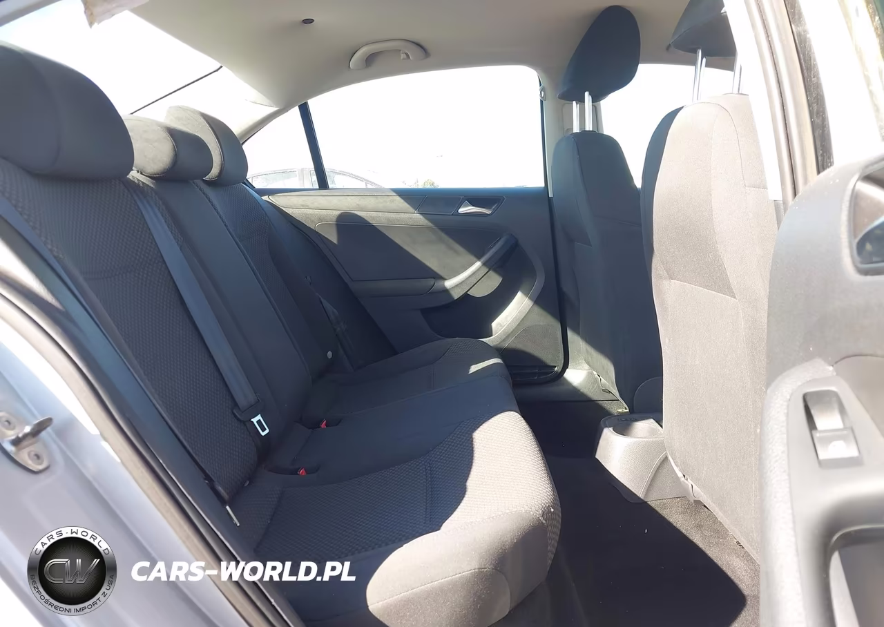 2012 Volkswagen Jetta 2.0L S VIN:3VW2K7AJ0CM323692 - 8