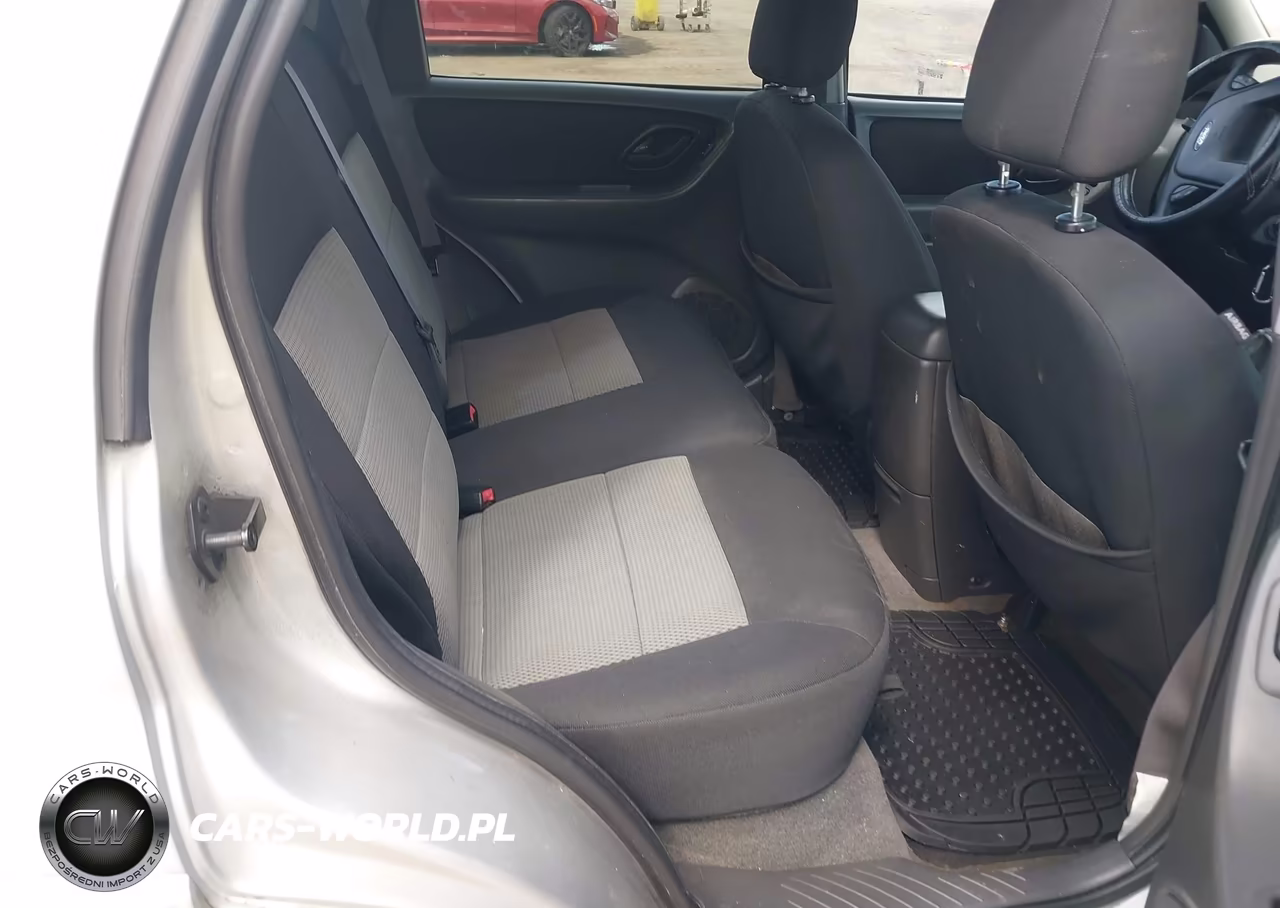 2007 Ford Escape VIN:1FMCU03177KB89214 - 8