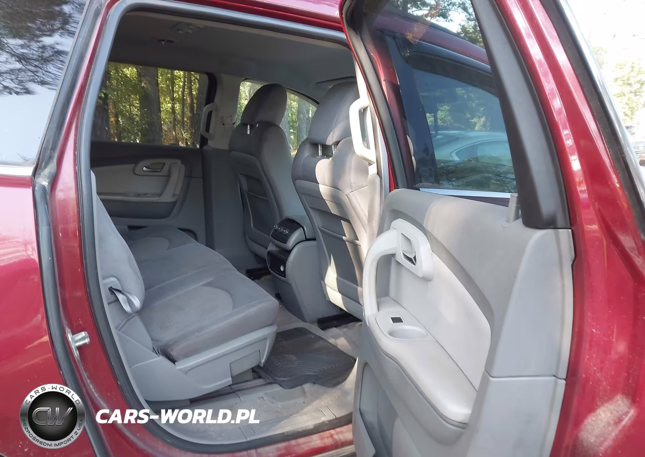 2010 Chevrolet Traverse Lt VIN:1GNLVFED6AS143075 - 8