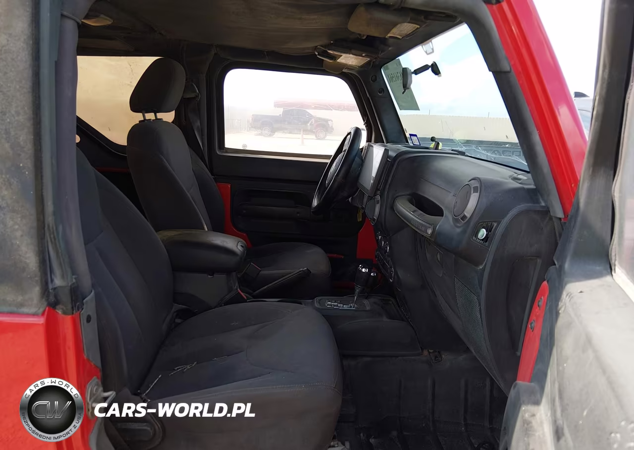 2017 Jeep Wrangler Willys Wheeler 4X4 VIN:1C4GJWAGXHL710172 - 5