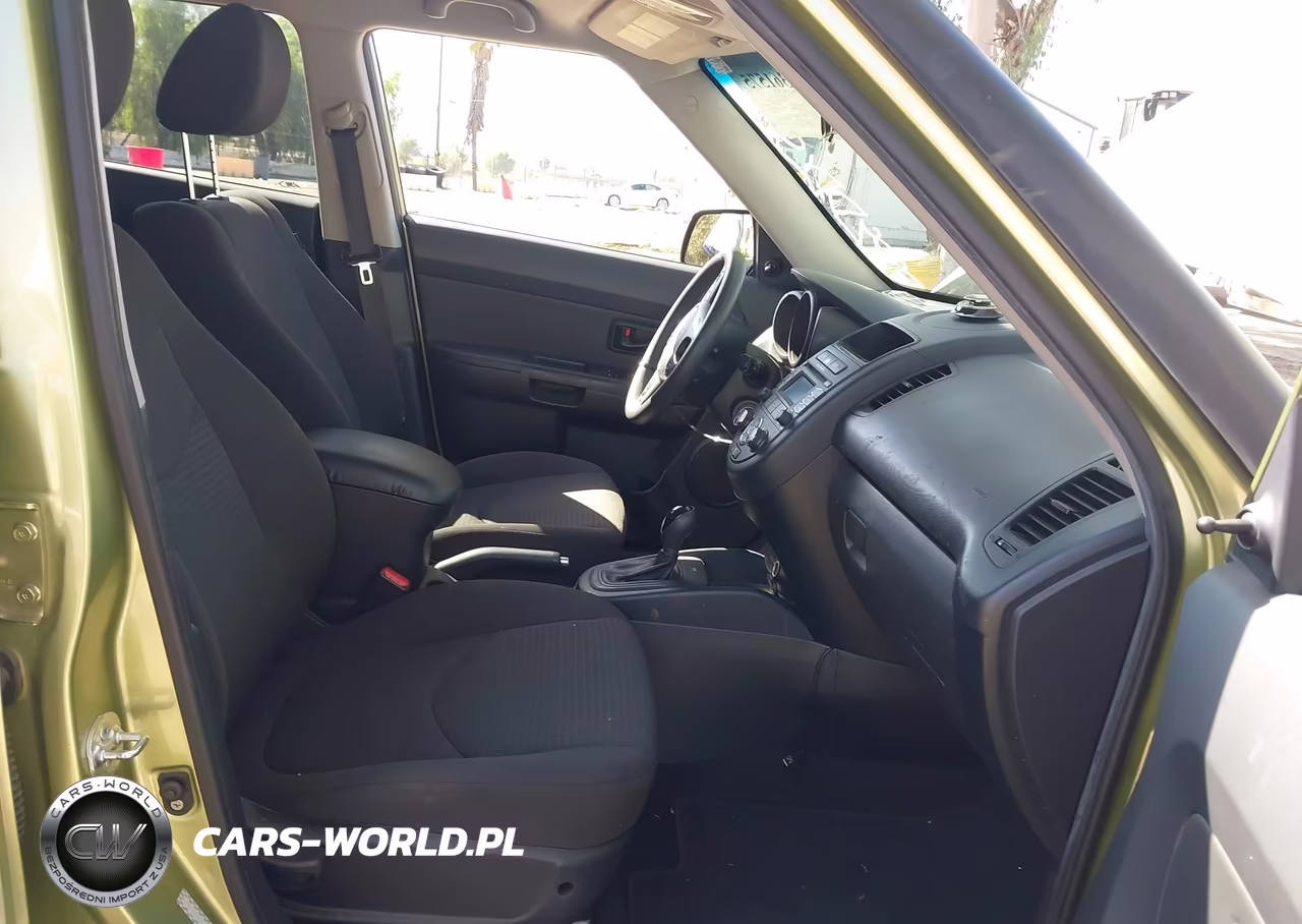2013 Kia Soul VIN:KNDJT2A5XD7631384 - 5
