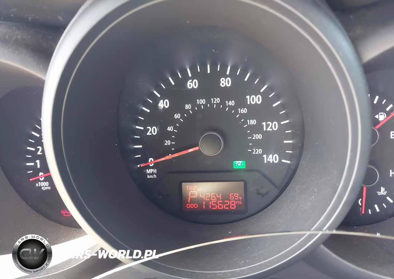 2013 Kia Soul VIN:KNDJT2A5XD7631384 - 7