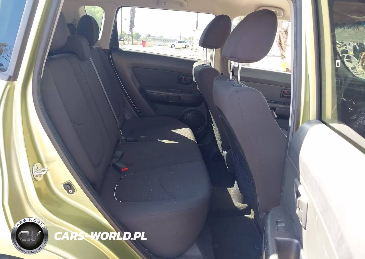 2013 Kia Soul VIN:KNDJT2A5XD7631384 - 8