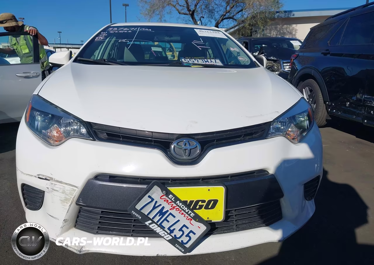 2016 Toyota Corolla Le VIN:2T1BURHE9GC686332 - 12