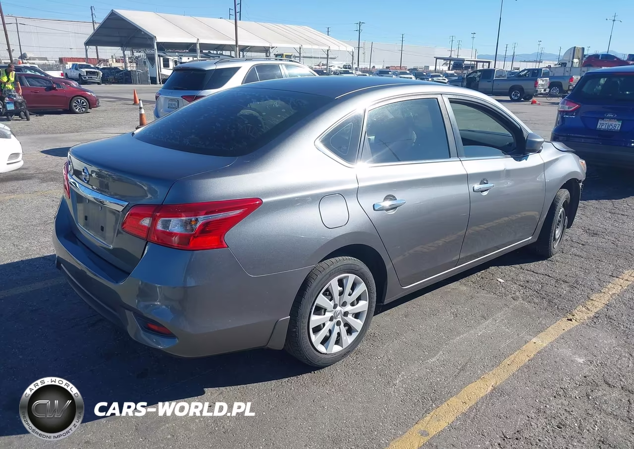 2019 Nissan Sentra S VIN:3N1AB7AP0KY259103 - 4