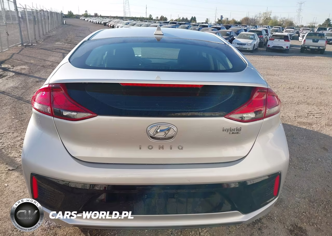 2019 Hyundai Ioniq Hybrid Blue VIN:KMHC65LC8KU158592 - 16