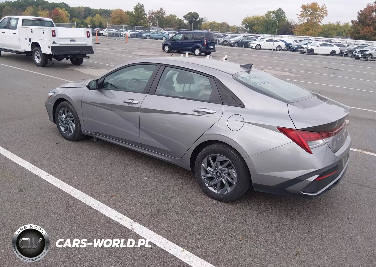 2024 Hyundai Elantra Hybrid Blue VIN:KMHLM4DJXRU113600 - 3