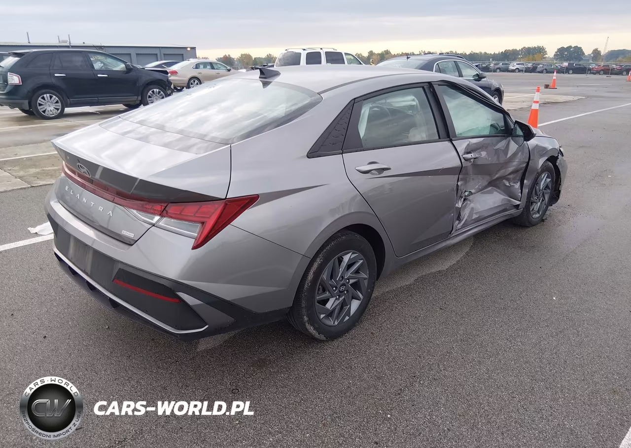 2024 Hyundai Elantra Hybrid Blue VIN:KMHLM4DJXRU113600 - 4