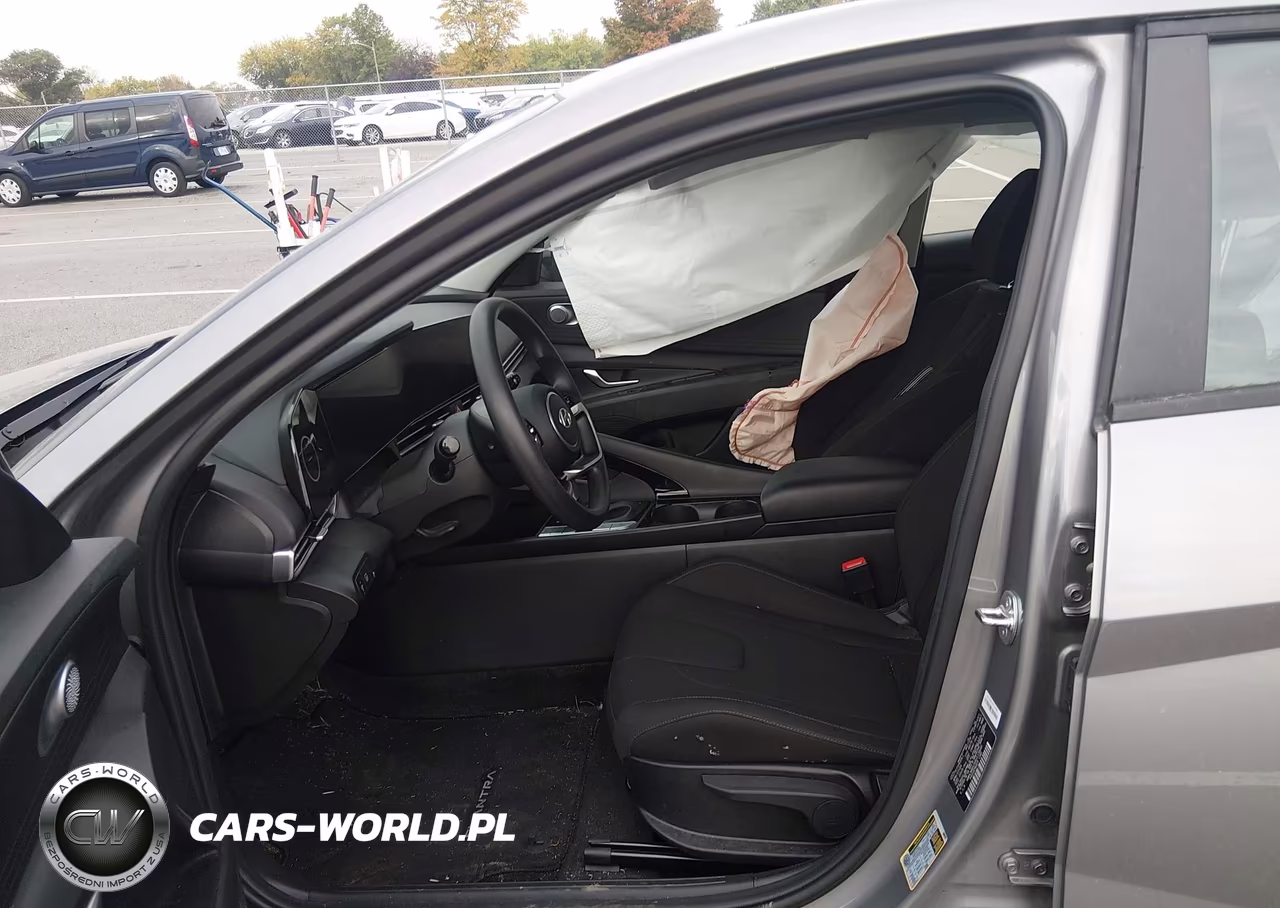 2024 Hyundai Elantra Hybrid Blue VIN:KMHLM4DJXRU113600 - 5