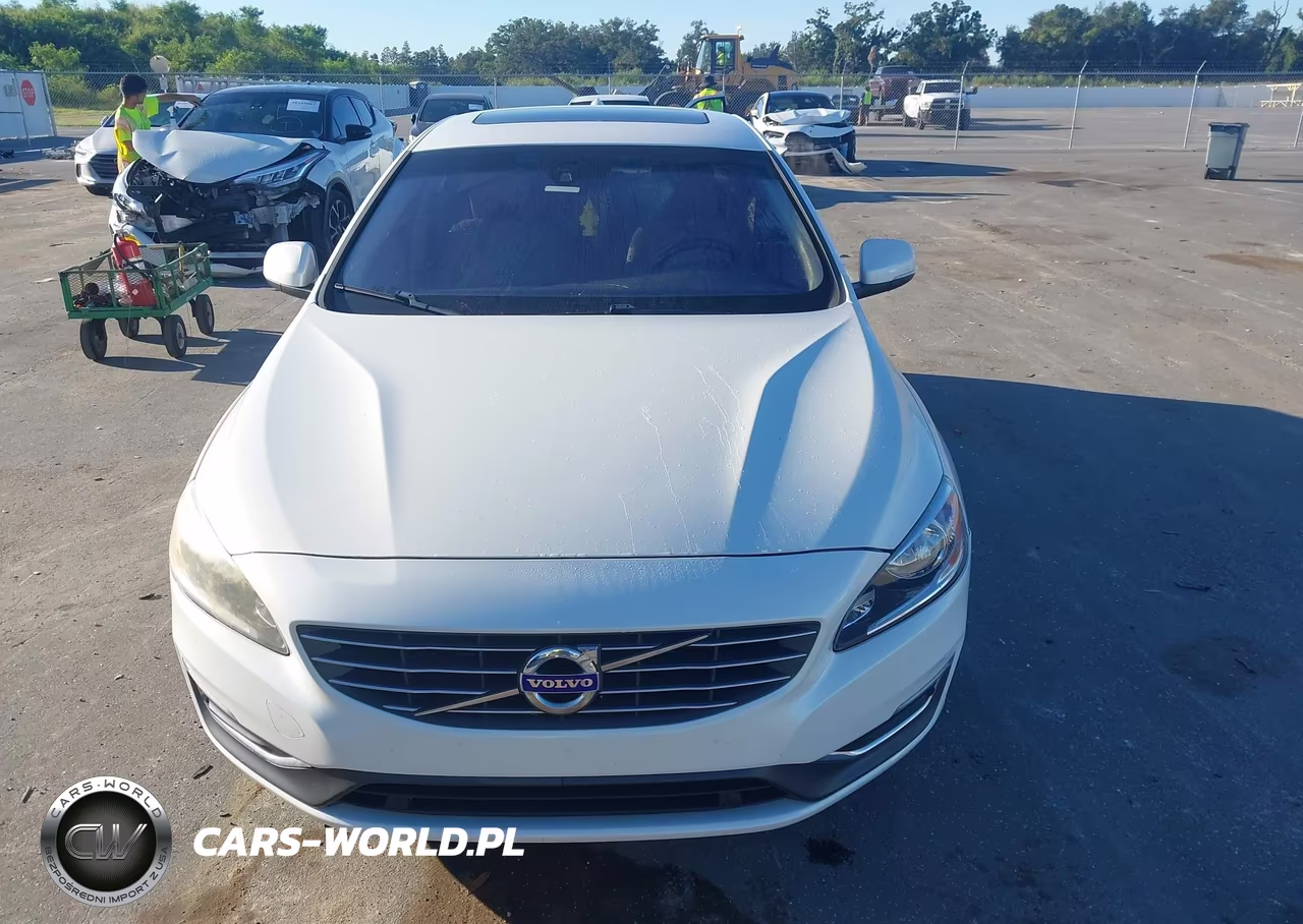 2015 Volvo S60 T5 Platinum VIN:YV1612TD9F1309822 - 12
