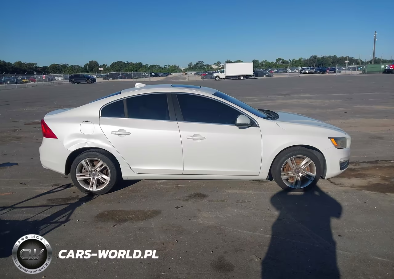 2015 Volvo S60 T5 Platinum VIN:YV1612TD9F1309822 - 13