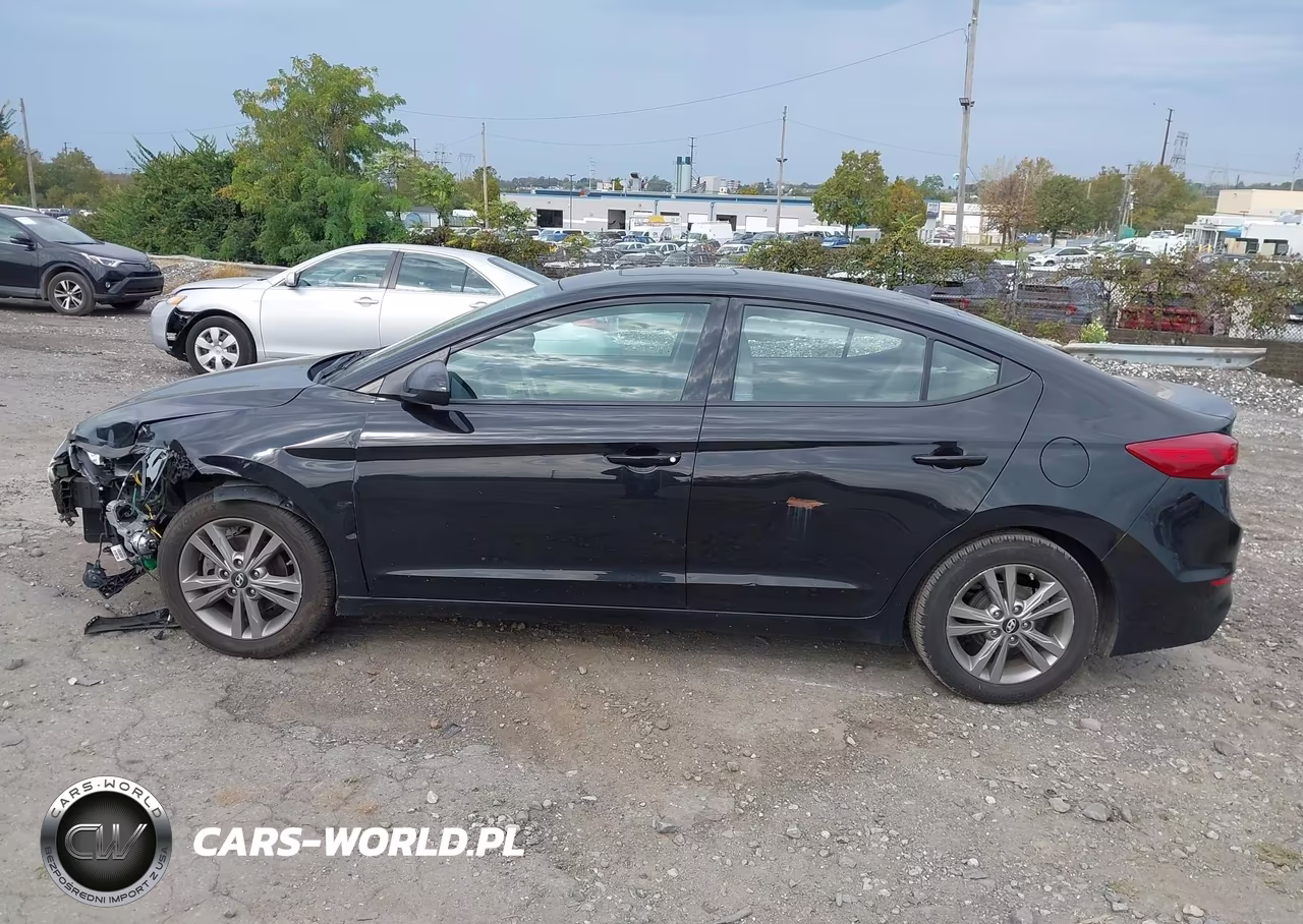 2017 Hyundai Elantra Value Edition VIN:5NPD84LF3HH176704 - 14