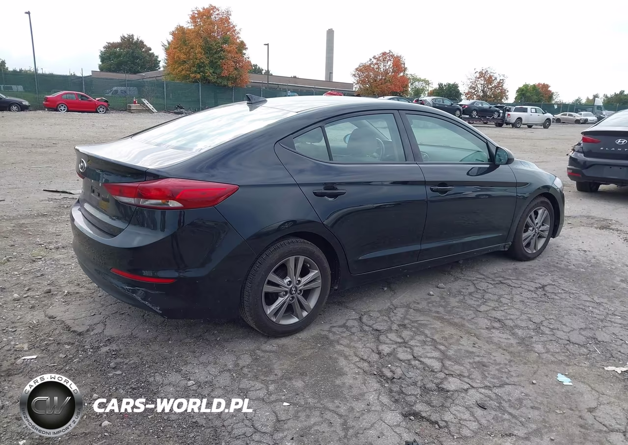 2017 Hyundai Elantra Value Edition VIN:5NPD84LF3HH176704 - 4