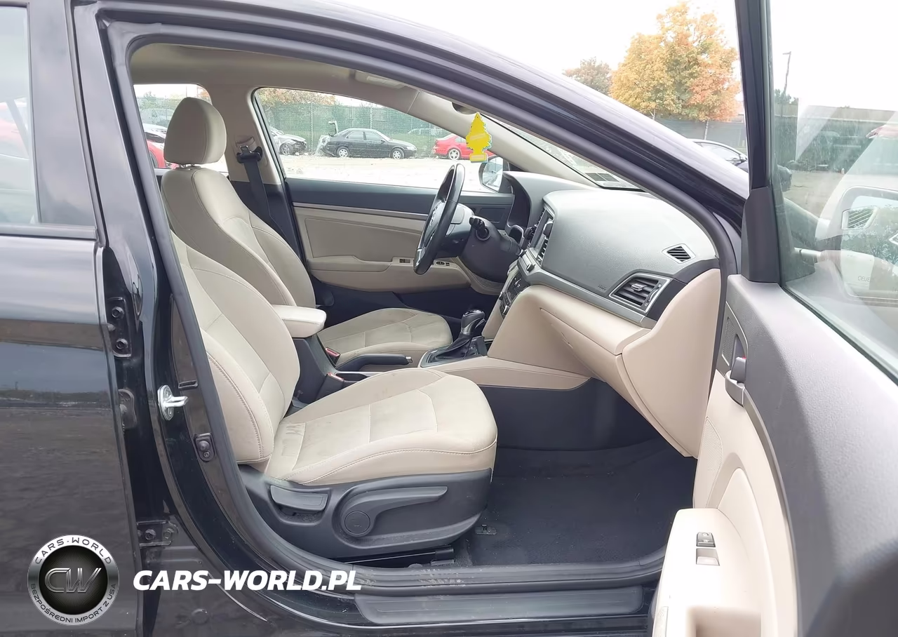 2017 Hyundai Elantra Value Edition VIN:5NPD84LF3HH176704 - 5